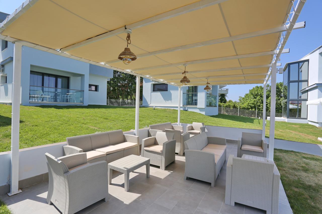 Aparthotel Blue Avenue Paliouri Esterno foto